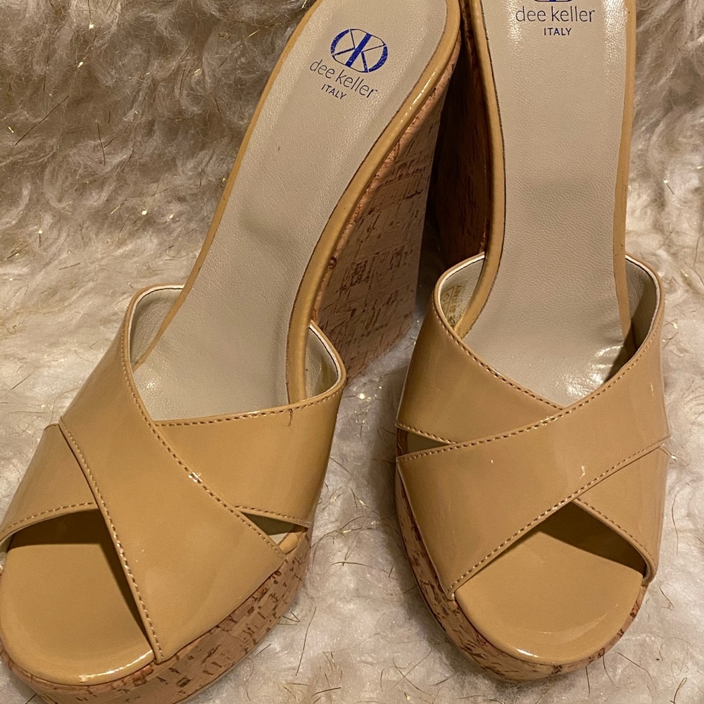 Dee Keller Sandals size 7